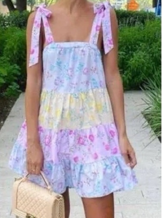 LoveShackFancy Dresses & Skirts - LoveShackFancy xTarget Jeanne Tiered Ruffle Dress Floral size Large